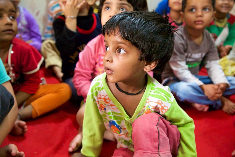 Children learning at Saakshar 4